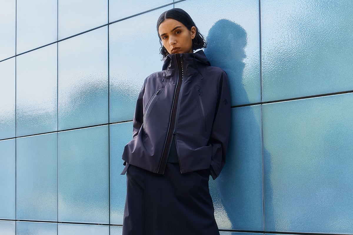 WOMEN：HARD SHELL JACKET CREAS-L（ブラック）：6万500円