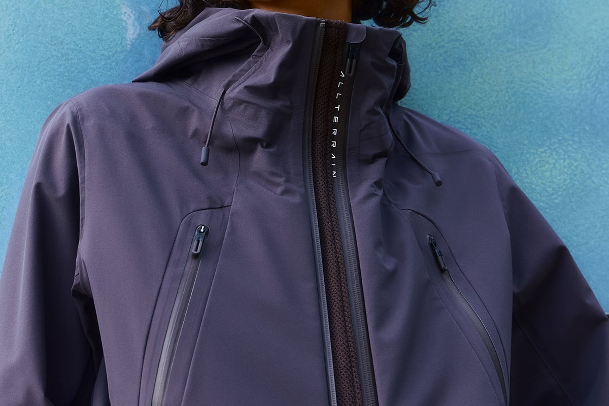WOMEN：HARD SHELL JACKET CREAS-L（ブラック）：6万500円