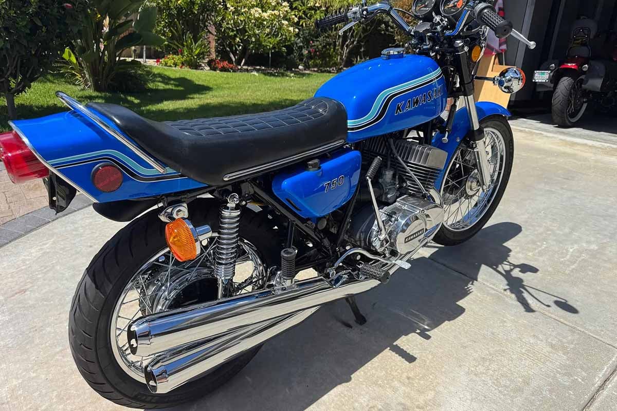 米国オンラインオークションに出品、落札された1972年式カワサキ「H2 マッハIV」
