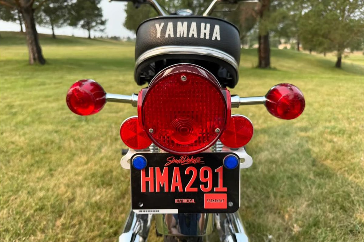 米国オンラインオークションに出品、落札された1975年式ヤマハ「RD125」