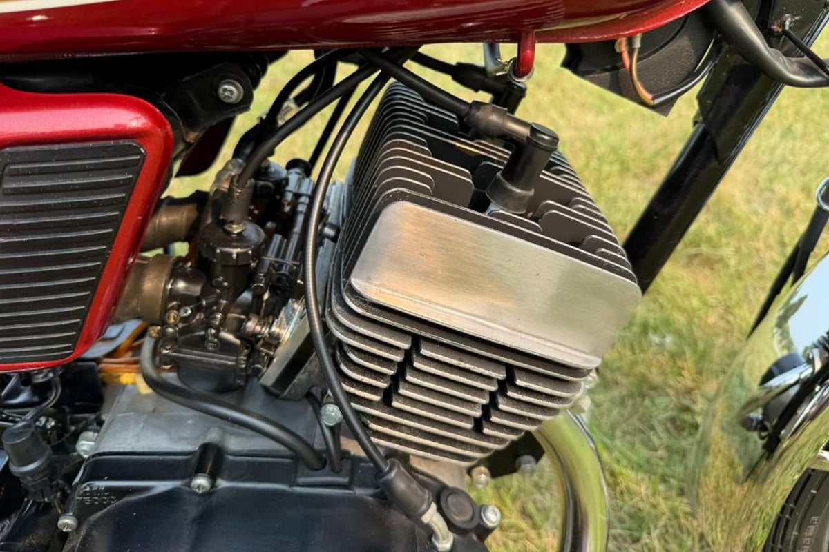 米国オンラインオークションに出品、落札された1975年式ヤマハ「RD125」