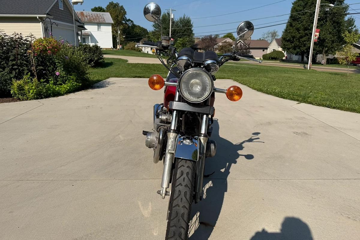 米国オンラインオークションに出品、落札された1979年式スズキ「GS-1000」