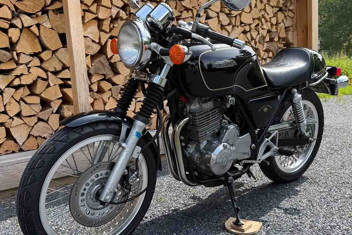 米国オンラインオークションに出品、落札された1989年式ホンダ「GB500 ツーリストトロフィー」