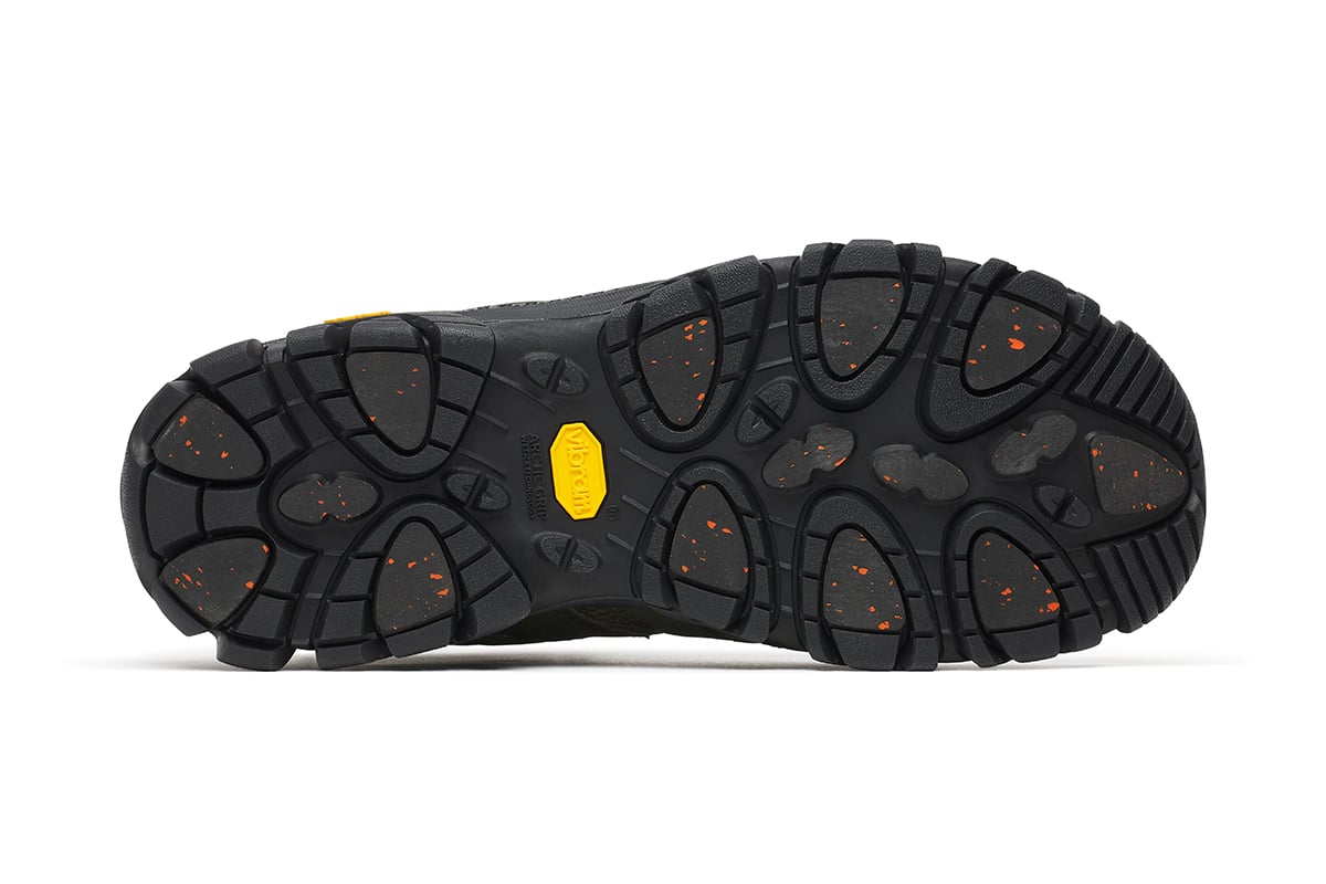 MOAB 3 SYNTHETIC ICE MID WATERPROOF（DARK MOSS）：2万8600円