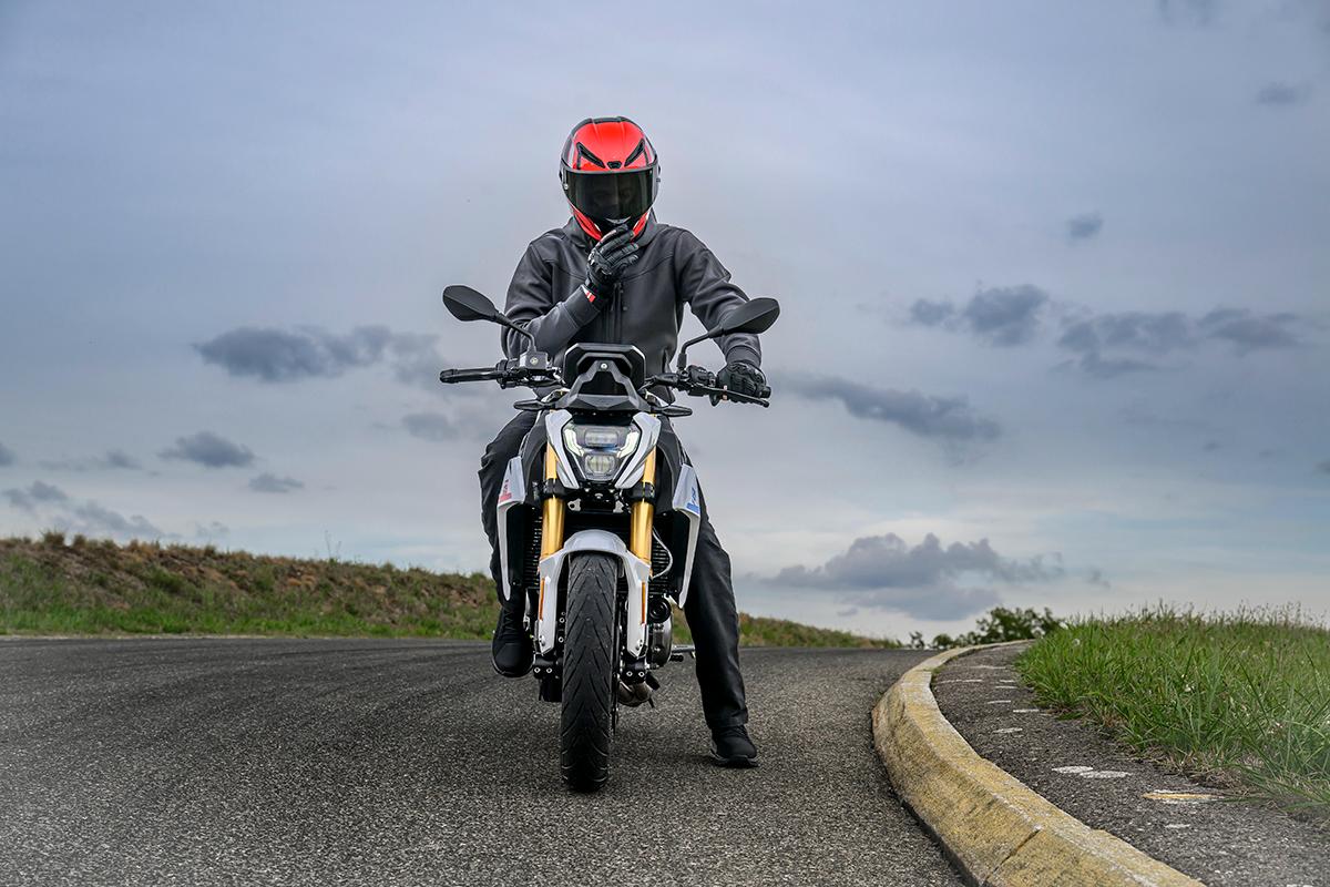 BMW新型「F450R」