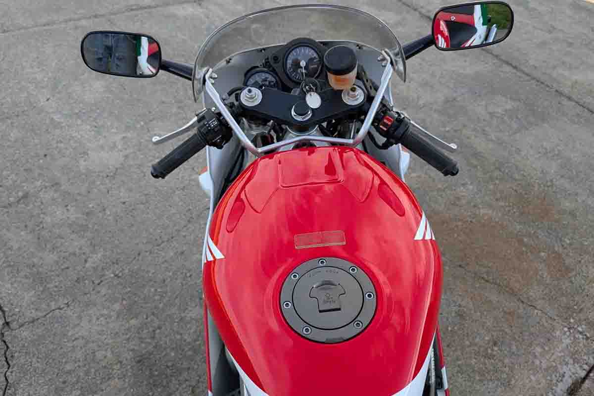 米国オンラインオークションに登場、落札された1991年式ホンダ「NSR250R SE」