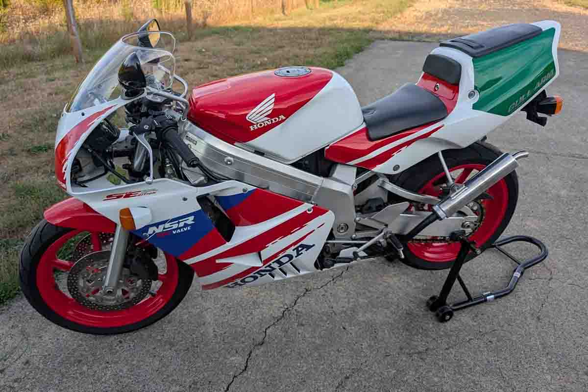 米国オンラインオークションに登場、落札された1991年式ホンダ「NSR250R SE」