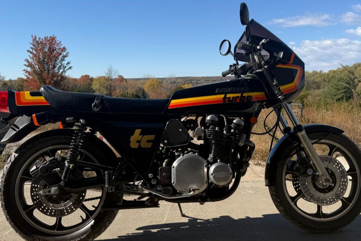 米国オンラインオークションに出品、落札された1978年式カワサキ「Z1-R TC」