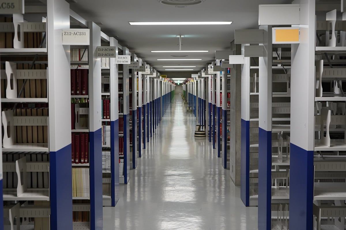 わざわざ図書館に行かなくても、膨大な知の集積に誰もがアクセスできる