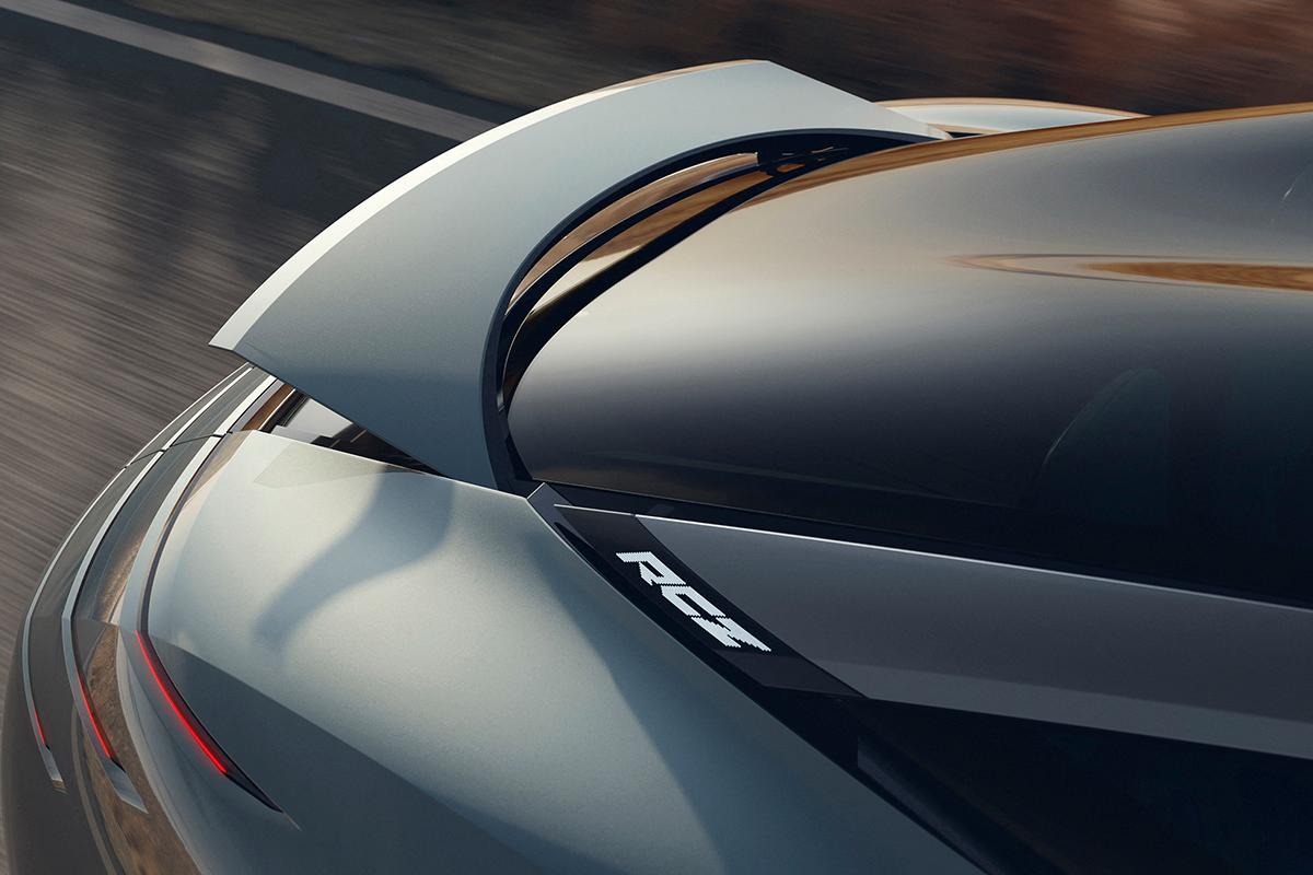 世界初公開されたプジョー新型「RCZヴィジョン」