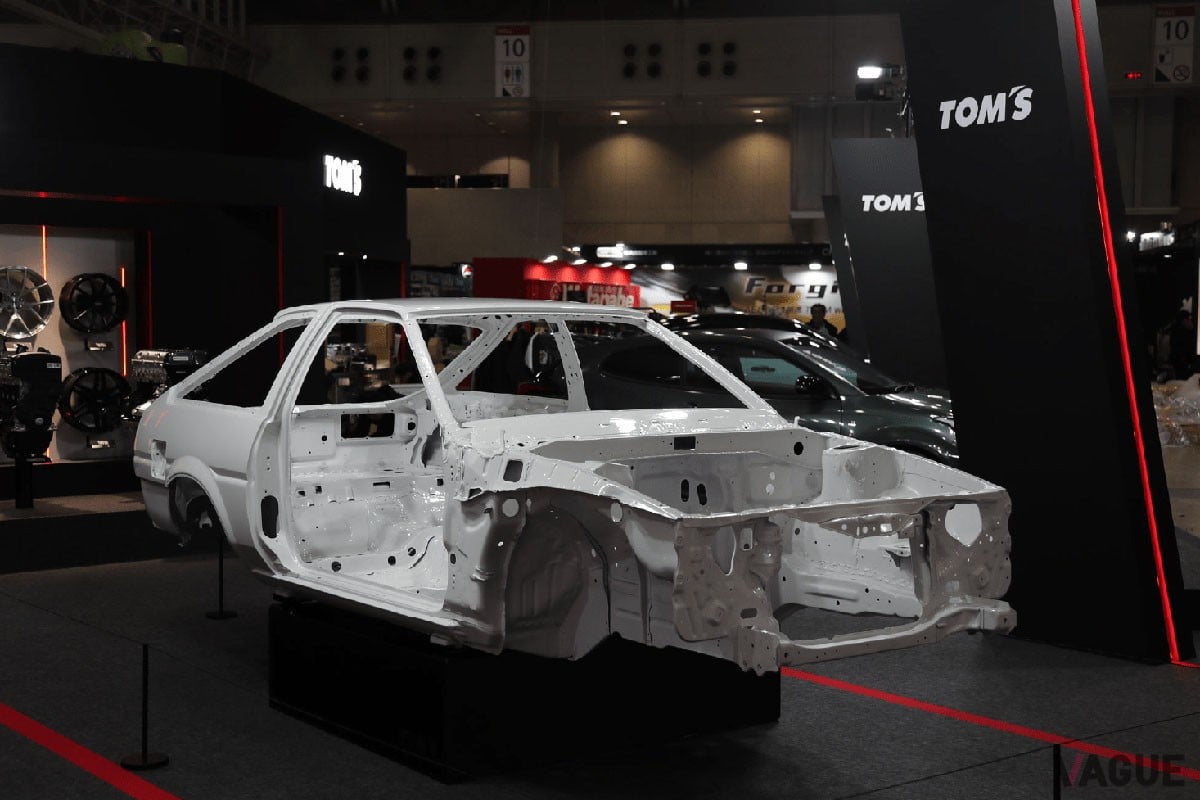“TOM’S HERITAGE”のAE86「カローラ レビン」