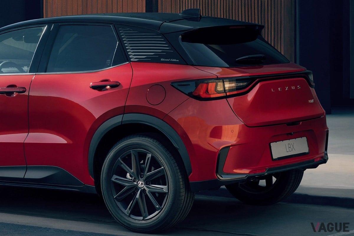 レクサス「LBX」の欧州市場向け特別仕様車「バイブラントエディション」