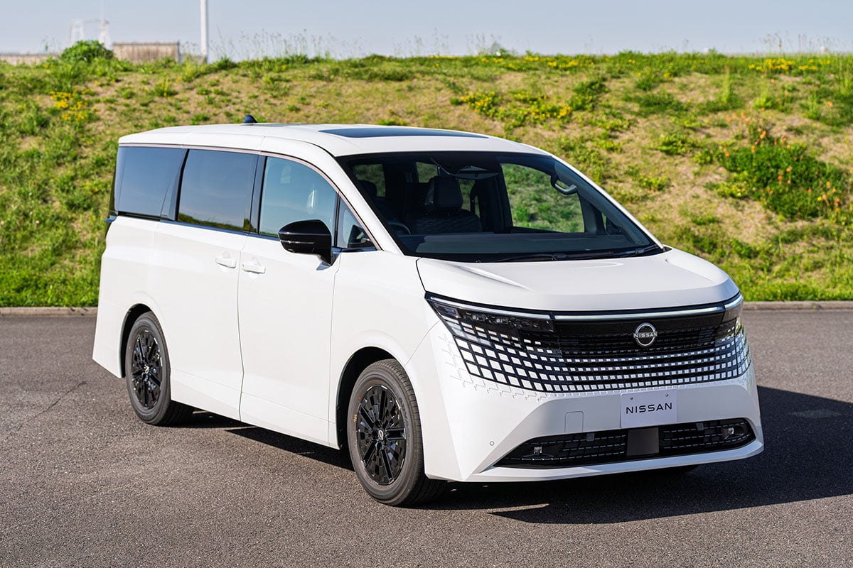 日産 新型「エルグランド」