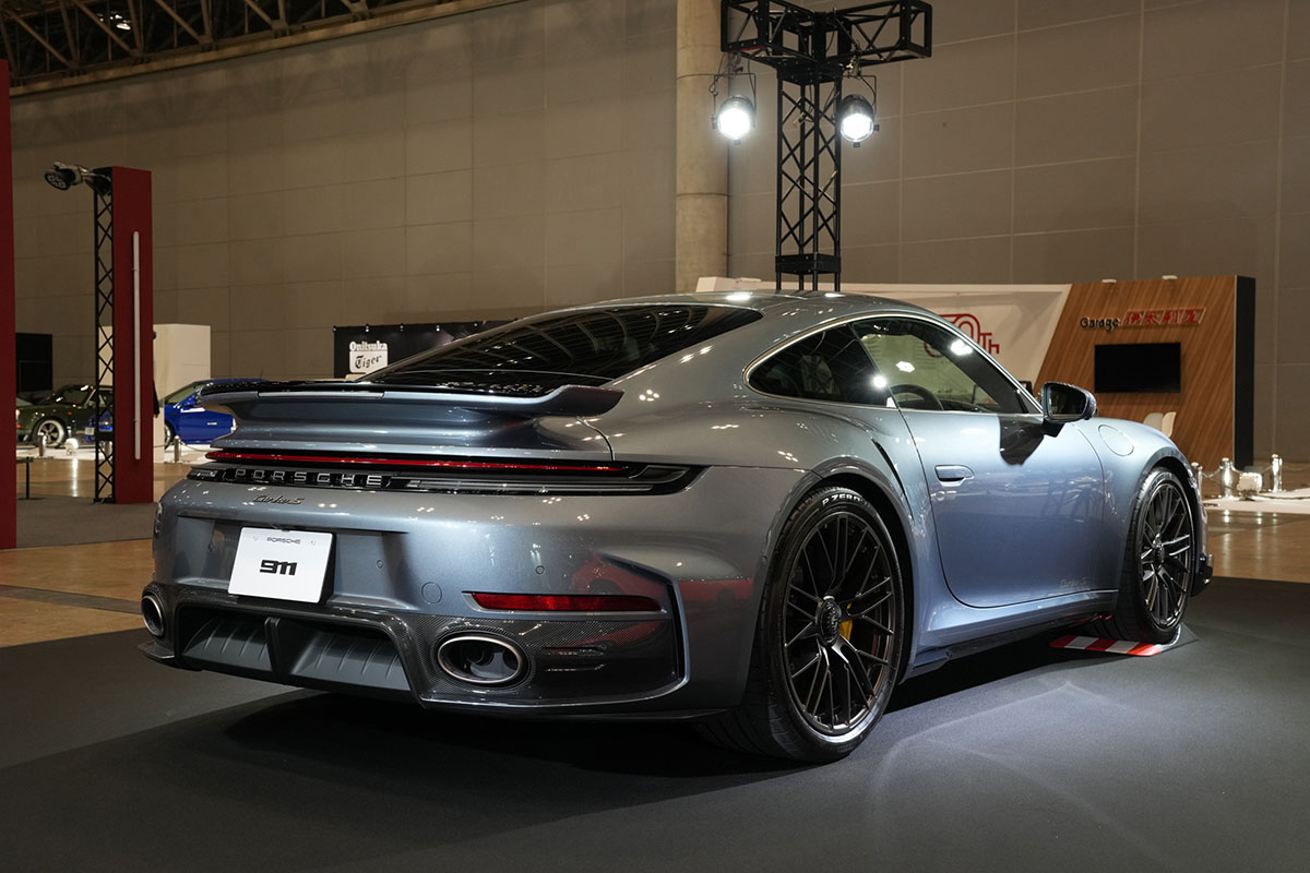 ポルシェ新型「911ターボS」