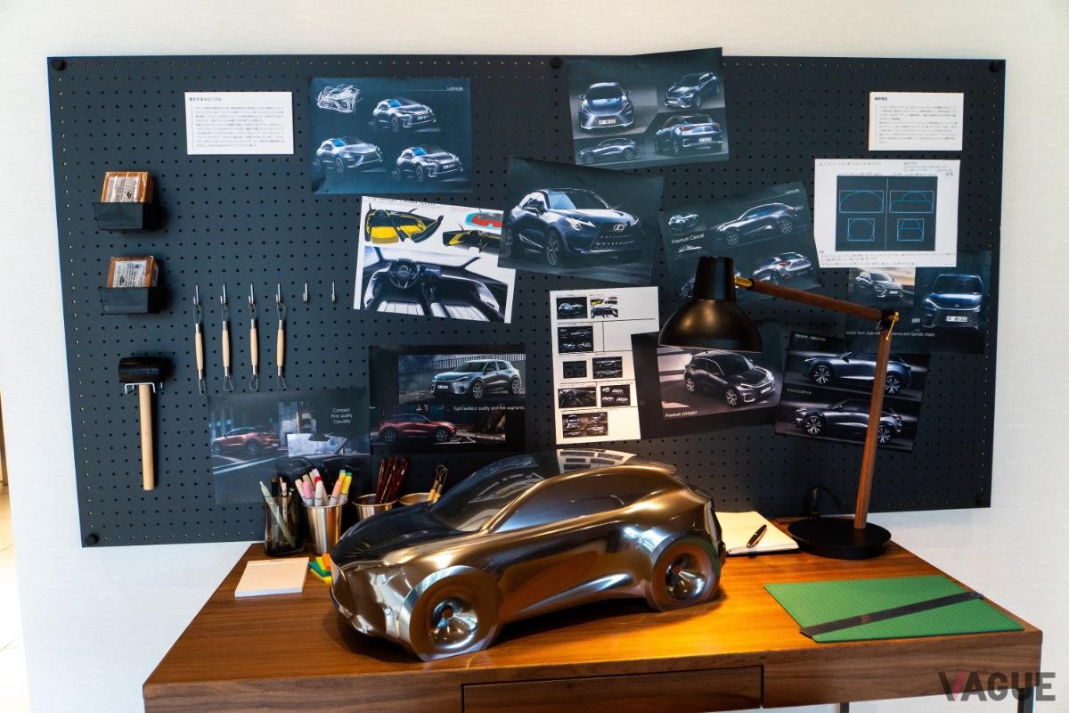 LBXにまつわる様々なアイテムが展示される