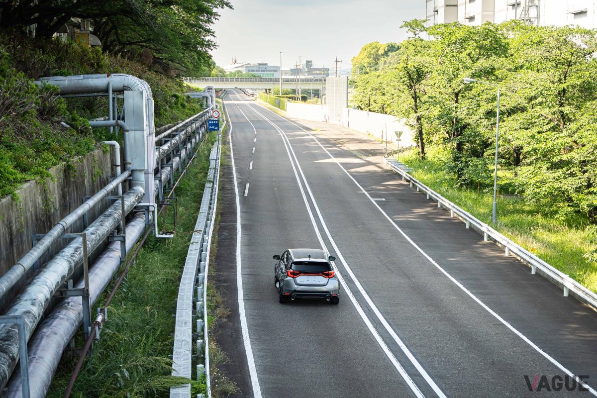 組み立てられた直後には時速120キロでテストを行う