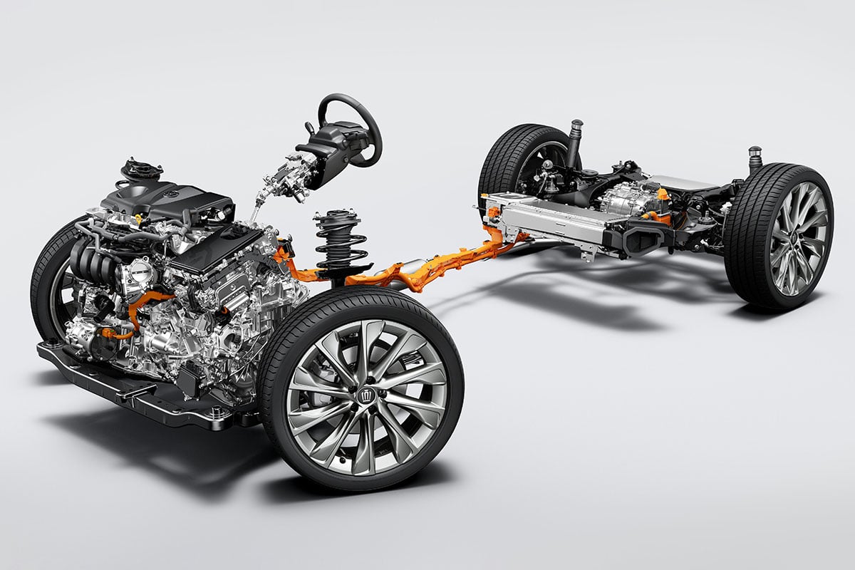 トヨタ新型「クラウン・クロスオーバー」