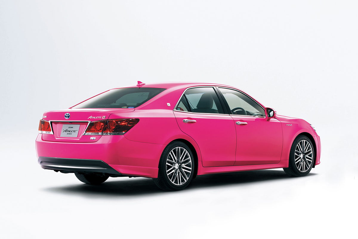 14代目「クラウン」の特別仕様車「ReBORN PINK」（2013年）