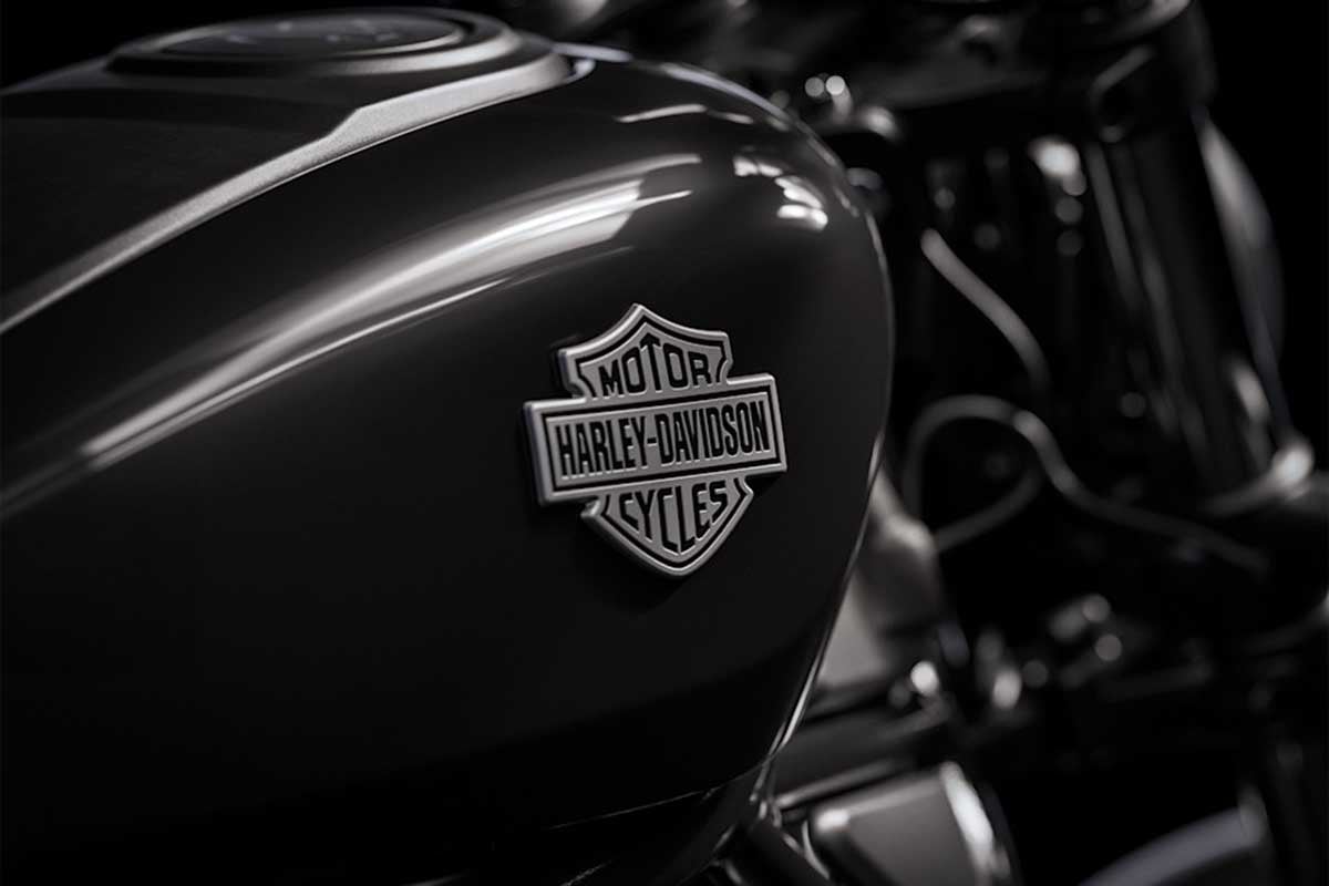 ハーレーダビッドソン「ナイトスター」