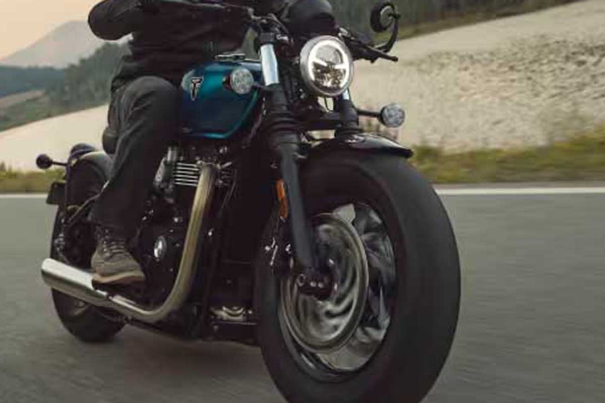 トライアンフ「ボンネビル ボバー」