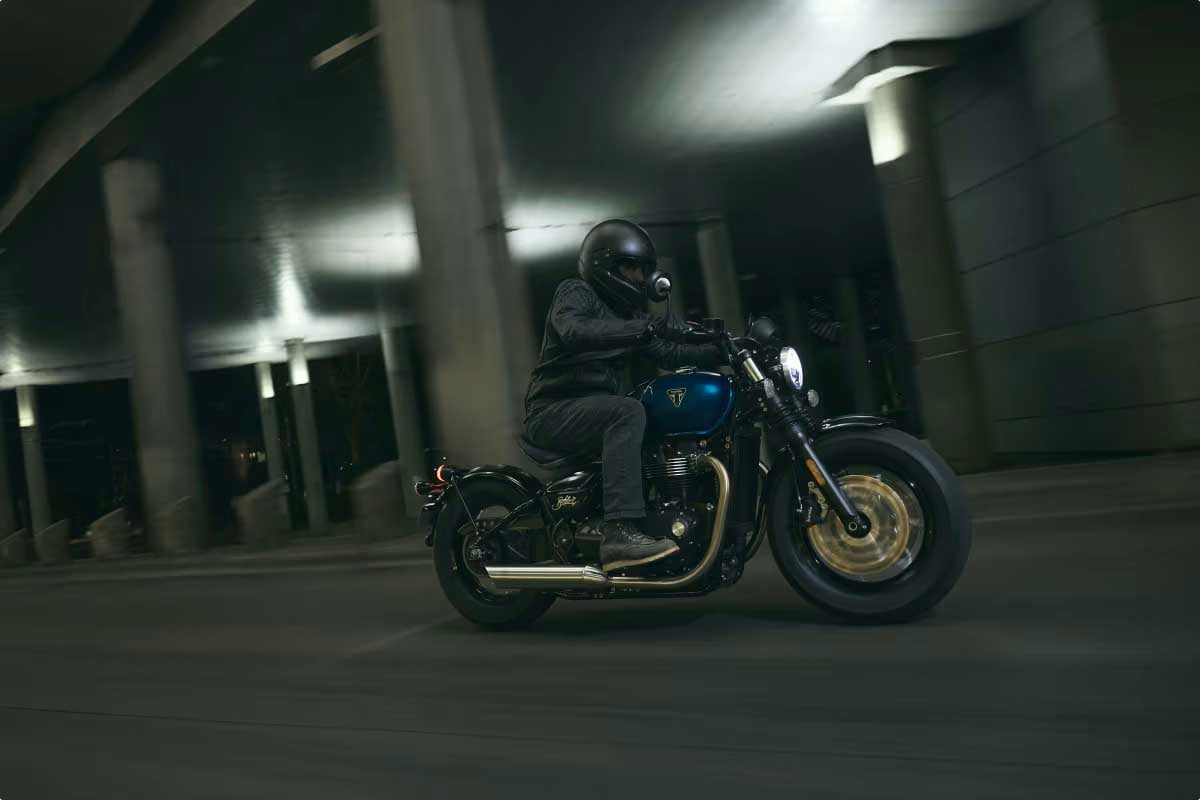 トライアンフ「ボンネビル ボバー」